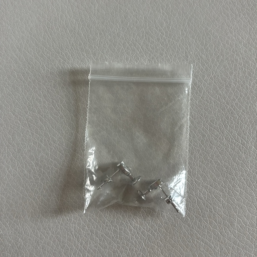 New 925 Silver Wine Glass Studs with Swarovski Crystal - Picture 6 of 6